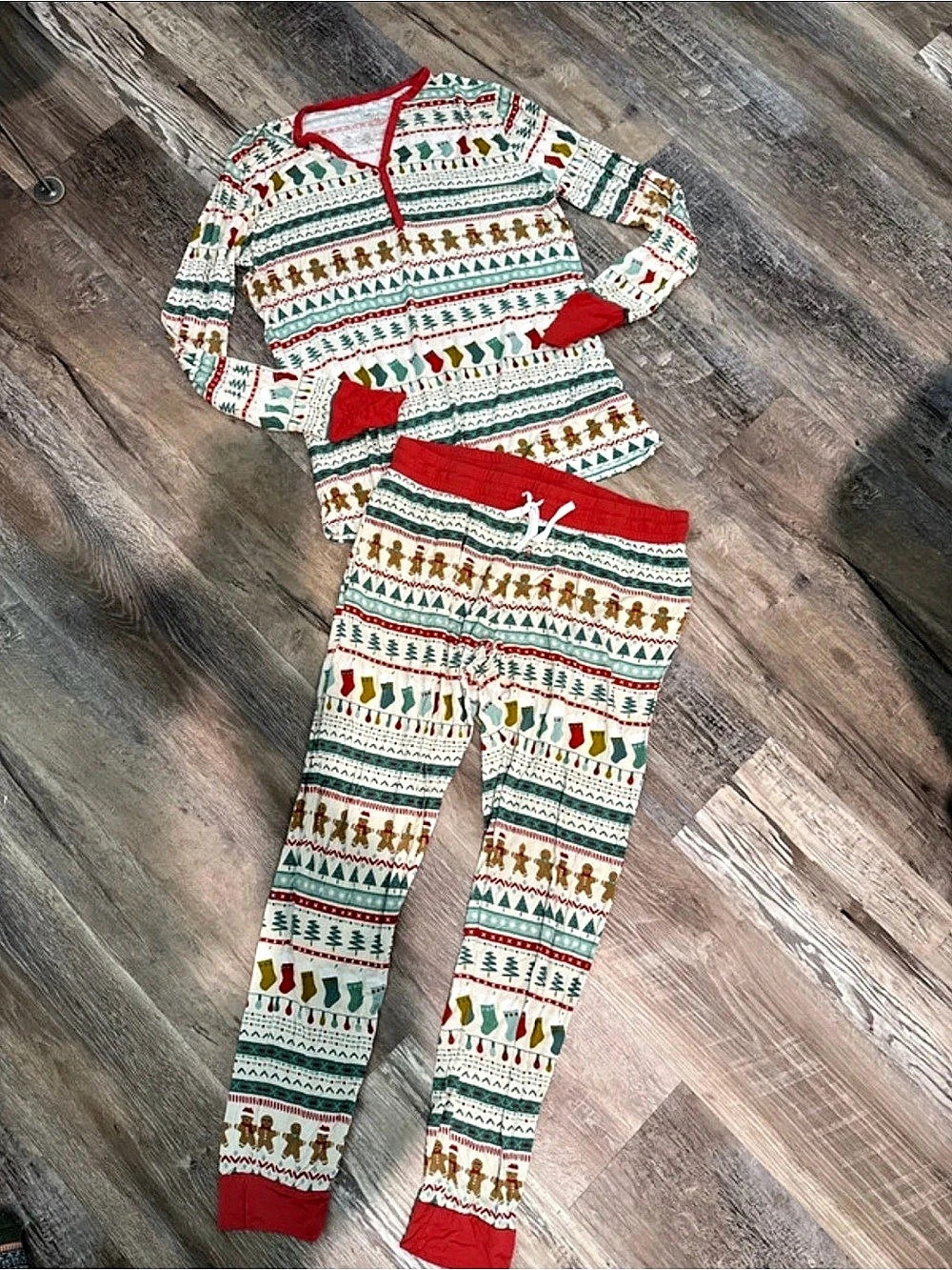 Little Sleepies Women’s Christmas Gingerbread Pajama Set Size Medium Holiday